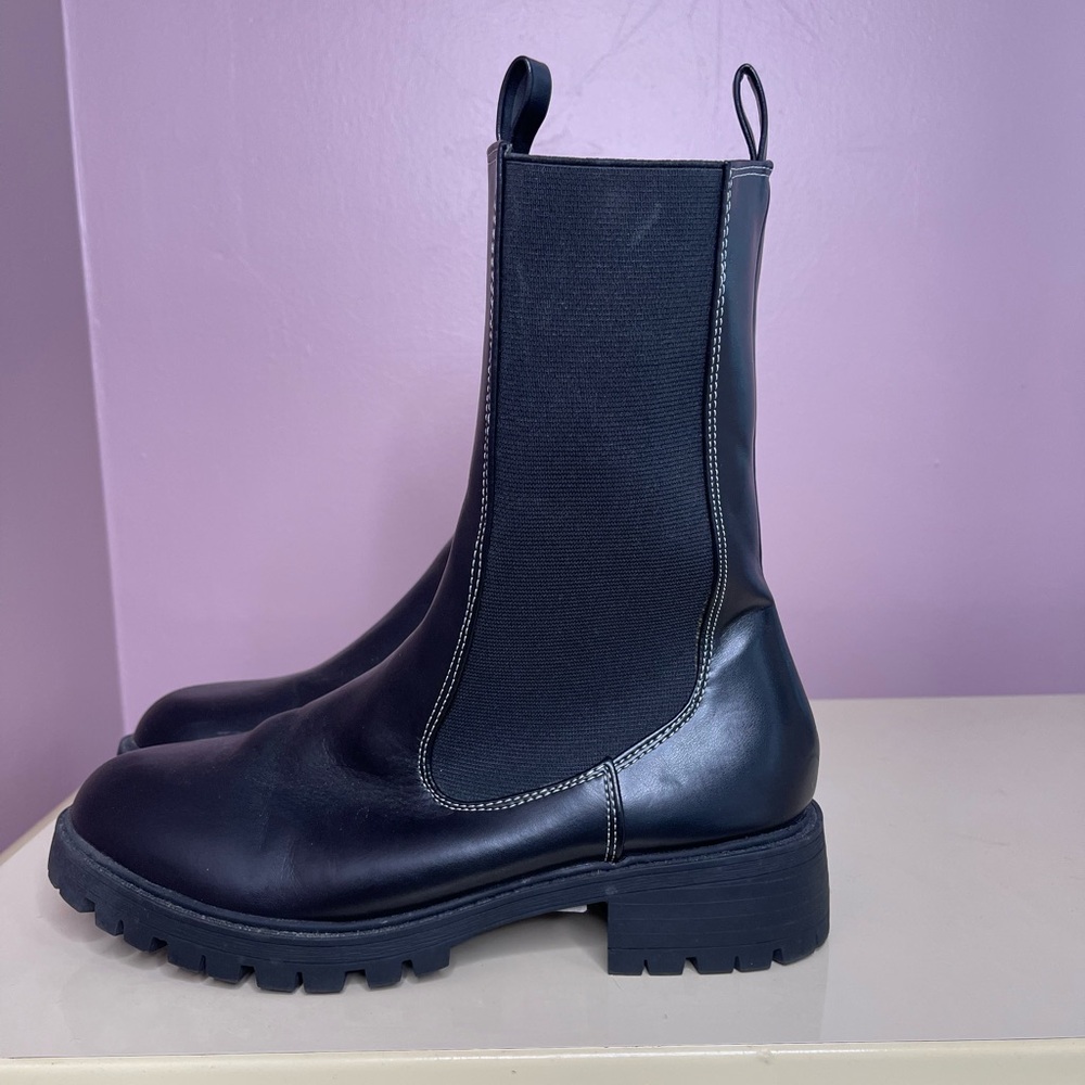 Black Leather Chelsea Boots